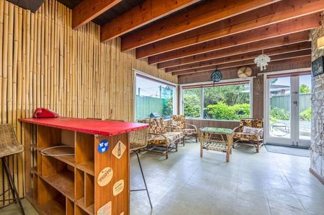 Photo of property in 54 Raleigh Road, Northcote, Auckland, 0627