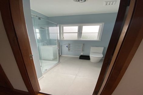 Photo of property in 16 Kaihuia Street, Northland, Wellington, 6012