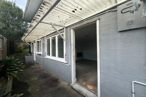 Photo of property in 26 Ray Small Drive, Papakura, 2110