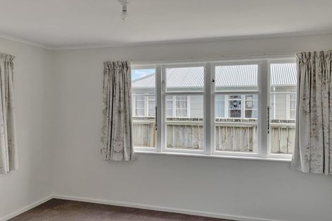 Photo of property in 48 Sladden Street, Naenae, Lower Hutt, 5011