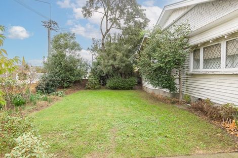 Photo of property in 21 Normans Road, Strowan, Christchurch, 8052