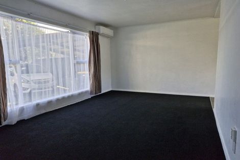 Photo of property in 20 Cook Street, Marfell, New Plymouth, 4310