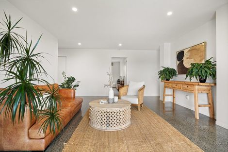 Photo of property in 200e Valley Road, Waimauku, 0881