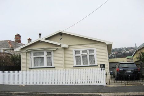 Photo of property in 82 Loyalty Street, Forbury, Dunedin, 9012