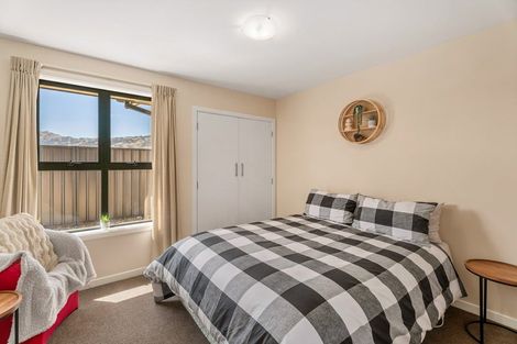 Photo of property in 12 Ethereal Crescent, Mount Pisa, Cromwell, 9383