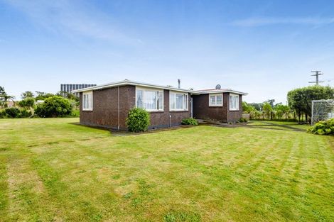 Photo of property in 2 Denmark Terrace, Midhirst, Stratford, 4394