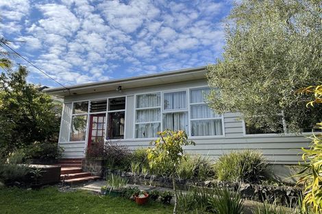 Photo of property in 105 Campbell Road, One Tree Hill, Auckland, 1061