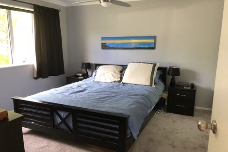 Photo of property in 7 Rimutaka Place, Titirangi, Auckland, 0604