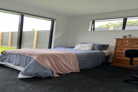 Photo of property in 16 Renfrew Street, Waikiwi, Invercargill, 9810