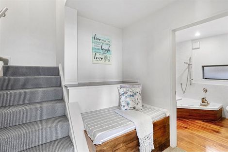 Photo of property in 30 Moana Road, Plimmerton, Porirua, 5026