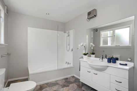 Photo of property in 699 Main North Road, Belfast, Christchurch, 8051