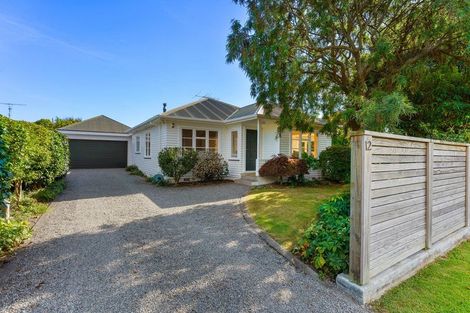 Photo of property in 12 Koromiko Road, Waikanae, 5036