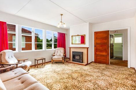 Photo of property in 1036 Taita Drive, Taita, Lower Hutt, 5011