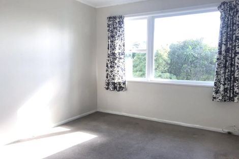Photo of property in 4 Ondine Place, Glenfield, Auckland, 0629