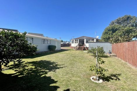 Photo of property in 160 Karewa Parade, Papamoa Beach, Papamoa, 3118