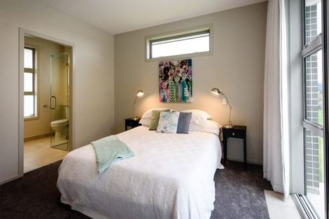 Photo of property in 162 Pacific Drive, Fitzherbert, Palmerston North, 4410