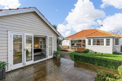 Photo of property in 41 Aliford Avenue, One Tree Hill, Auckland, 1061