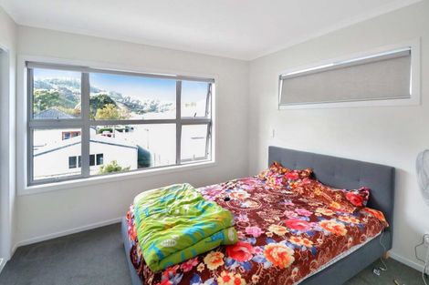 Photo of property in 12 Ronalds Way, Taita, Lower Hutt, 5011