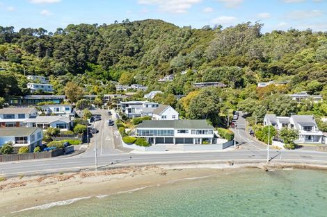 Photo of property in 1a Gill Road, Lowry Bay, Lower Hutt, 5013