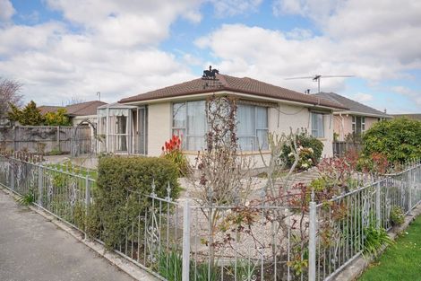 Photo of property in 1/2 Cassidy Place, Belfast, Christchurch, 8051