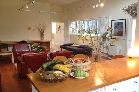 Photo of property in 24 Canterbury Street, Lyttelton, 8082