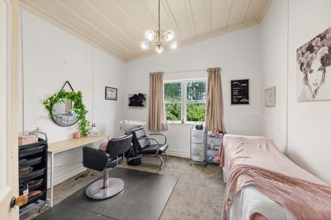 Photo of property in 25 Derrick Road, Kawakawa, 0210