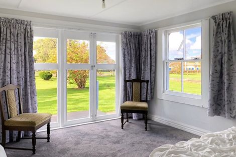 Photo of property in 25 Gloag Street, Waverley, 4510