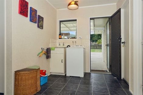 Photo of property in 1568a Old Coach Road, Pukehina, 3186