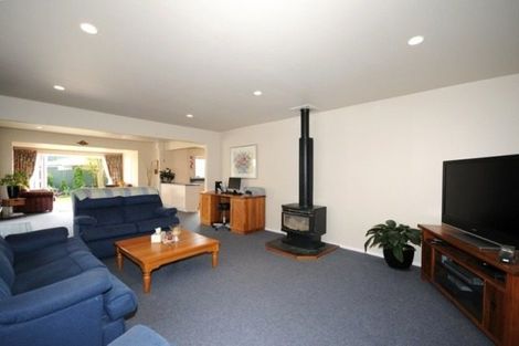 Photo of property in 30 Raxworthy Street, Ilam, Christchurch, 8041