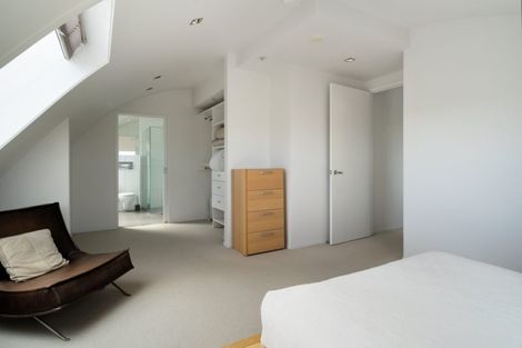 Photo of property in 6/50 Marine Parade, Mount Maunganui, 3116