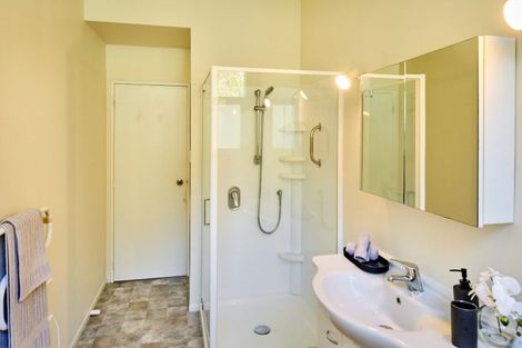 Photo of property in 447 Muritai Road, Eastbourne, Lower Hutt, 5013