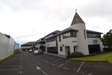 Photo of property in 1d Daytona Road, Henderson, Auckland, 0610