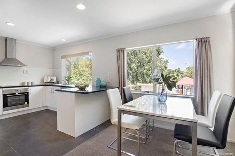 Photo of property in 2/142 Archers Road, Glenfield, Auckland, 0629