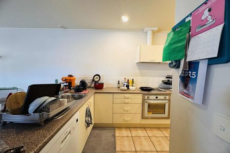 Photo of property in Maddison Apartments, 1/6e Queen Street, Palmerston North, 4410