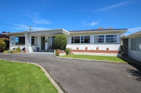 Photo of property in 70 Awamoa Road, Holmes Hill, Oamaru, 9401