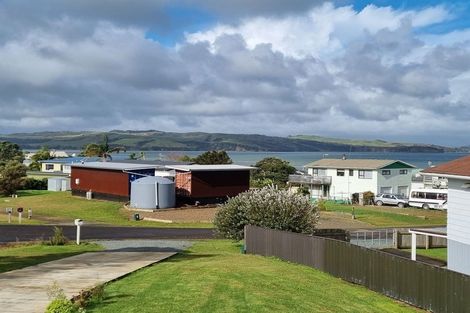 Photo of property in 21 Mariner Cove Road, Tinopai, Matakohe, 0593