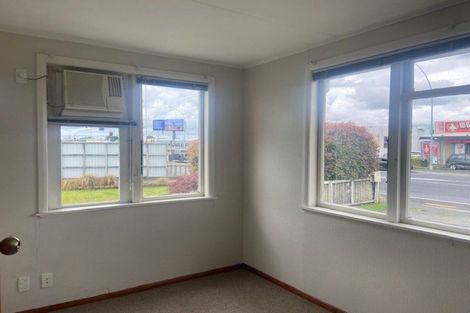 Photo of property in 2 Takahe Street, Frankton, Hamilton, 3204