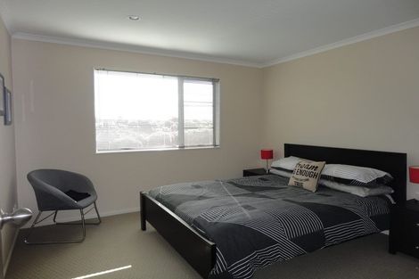Photo of property in 9 Savona Drive, Flat Bush, Auckland, 2016