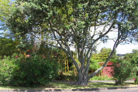 Photo of property in 16 Inglis Street, Birkenhead, Auckland, 0626