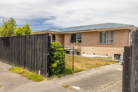 Photo of property in 4 Woodlands Place, Aranui, Christchurch, 8061