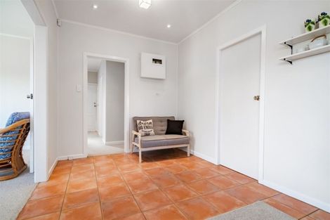 Photo of property in 43 Rogan Street, Mount Roskill, Auckland, 1041