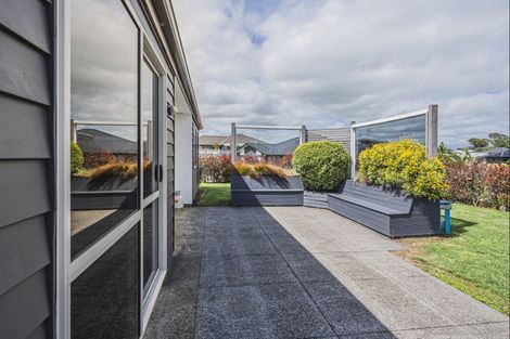 Photo of property in 28a Jules Crescent, Bell Block, New Plymouth, 4312