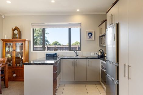 Photo of property in 4/194 Waimairi Road, Ilam, Christchurch, 8041