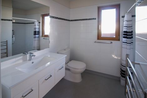 Photo of property in 3/10 Petrie Street, Richmond, Christchurch, 8013