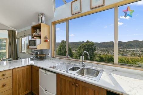 Photo of property in 31 Gurney Road, Kelson, Lower Hutt, 5010