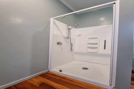 Photo of property in 20 Phillip Street, Johnsonville, Wellington, 6037