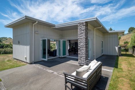 Photo of property in 75 Dalmore Way, Acacia Bay, Taupo, 3385
