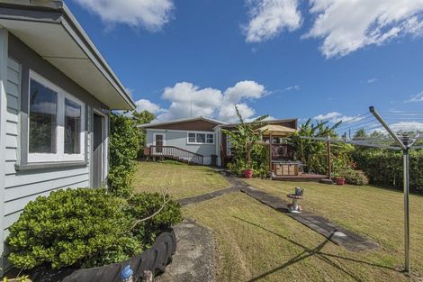 Photo of property in 65 Gorge Road, Maungaturoto, 0520