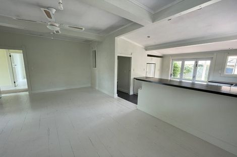 Photo of property in 20 Middle Road, Havelock North, 4130