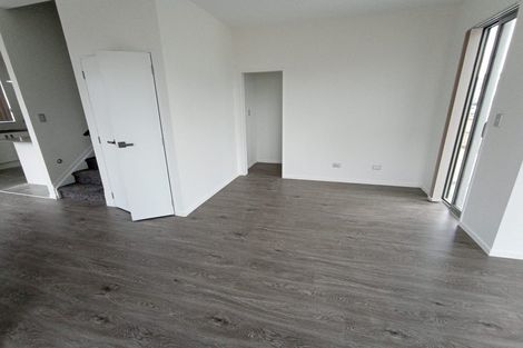 Photo of property in 28 Tumu Road, Papakura, 2110